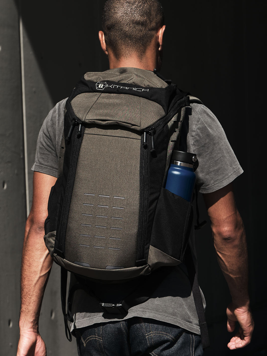 VESPID 30L Backpack